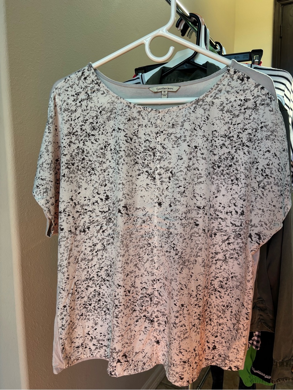 Calvin Klein Jeans White and Black Speckled Short-Sleeve Top
